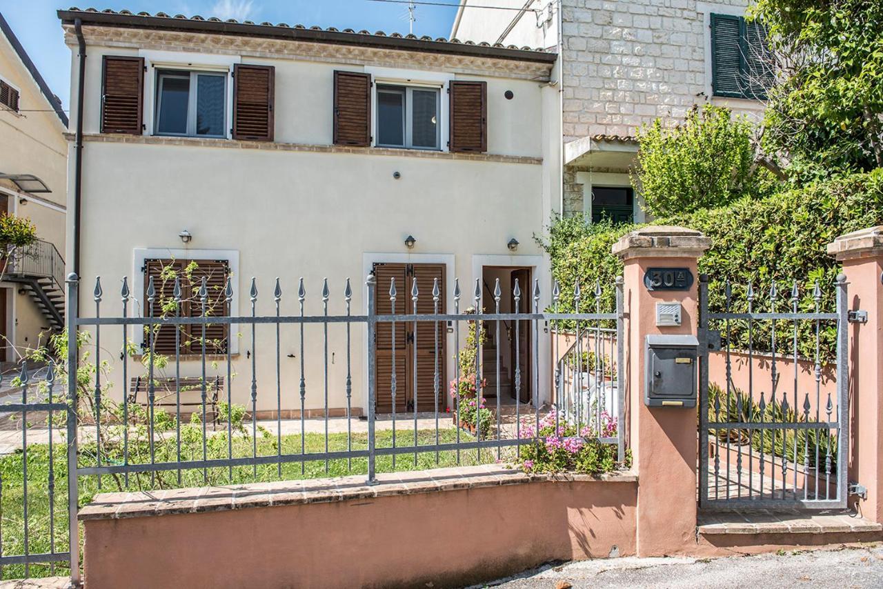 Appartement N012 - Numana, Nuovo Bilocale Con Aria Condizionata à Sirolo Extérieur photo